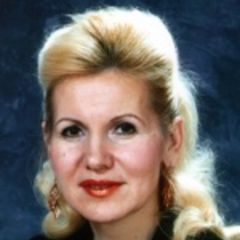 Блинова Елена
